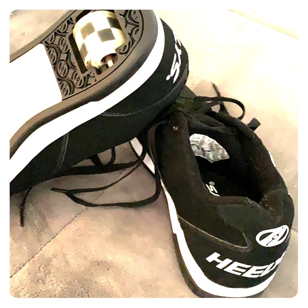 Men’s Heelys